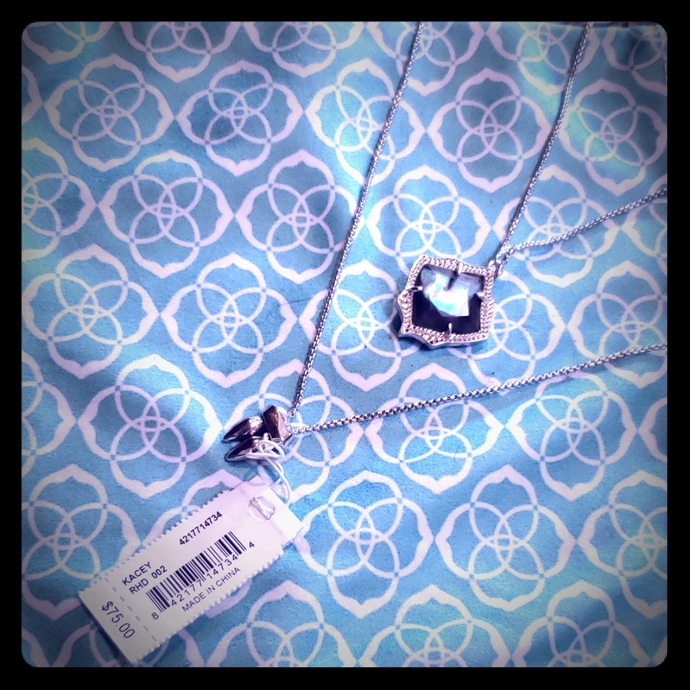 Kendra Scott Kacey necklace